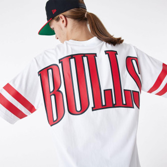 New Era NBA Chicago Bulls Arch Graphic Oversized T-Shirt ''White''